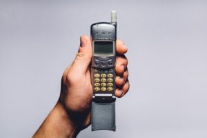 Benefits of Renting a Satellite Phone Instead of Buying