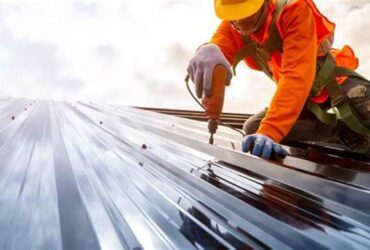 Commercial Roofs Services: 8 Tips on Choosing Your Contractor