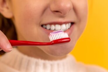 How to Tell If You’re Brushing Too Hard (Or Not Enough) Brushing