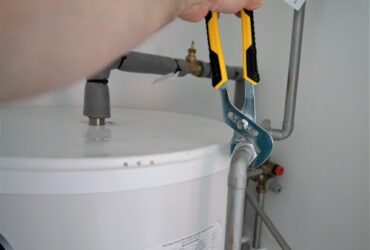 How Plumbers Prepare Homes for Winter Freezing Conditions How Plumbers Prepare Homes for Winter Freezing Conditions